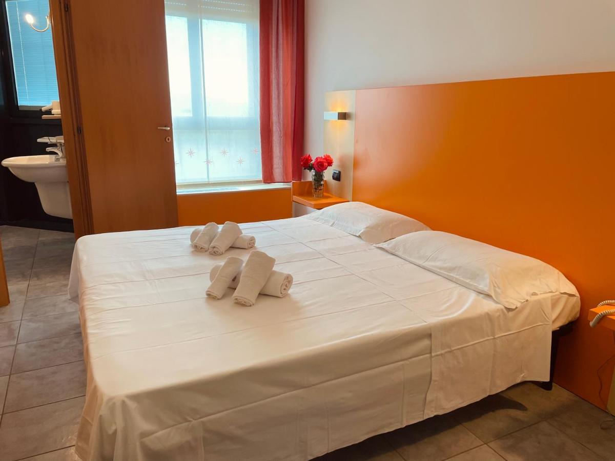 Hotel Grecale - Вентурина Терме Екстериор снимка