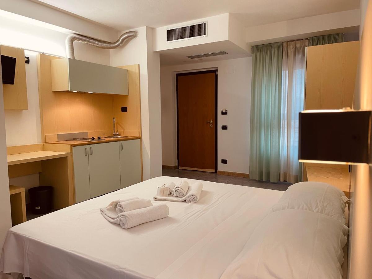 Hotel Grecale - Вентурина Терме Екстериор снимка