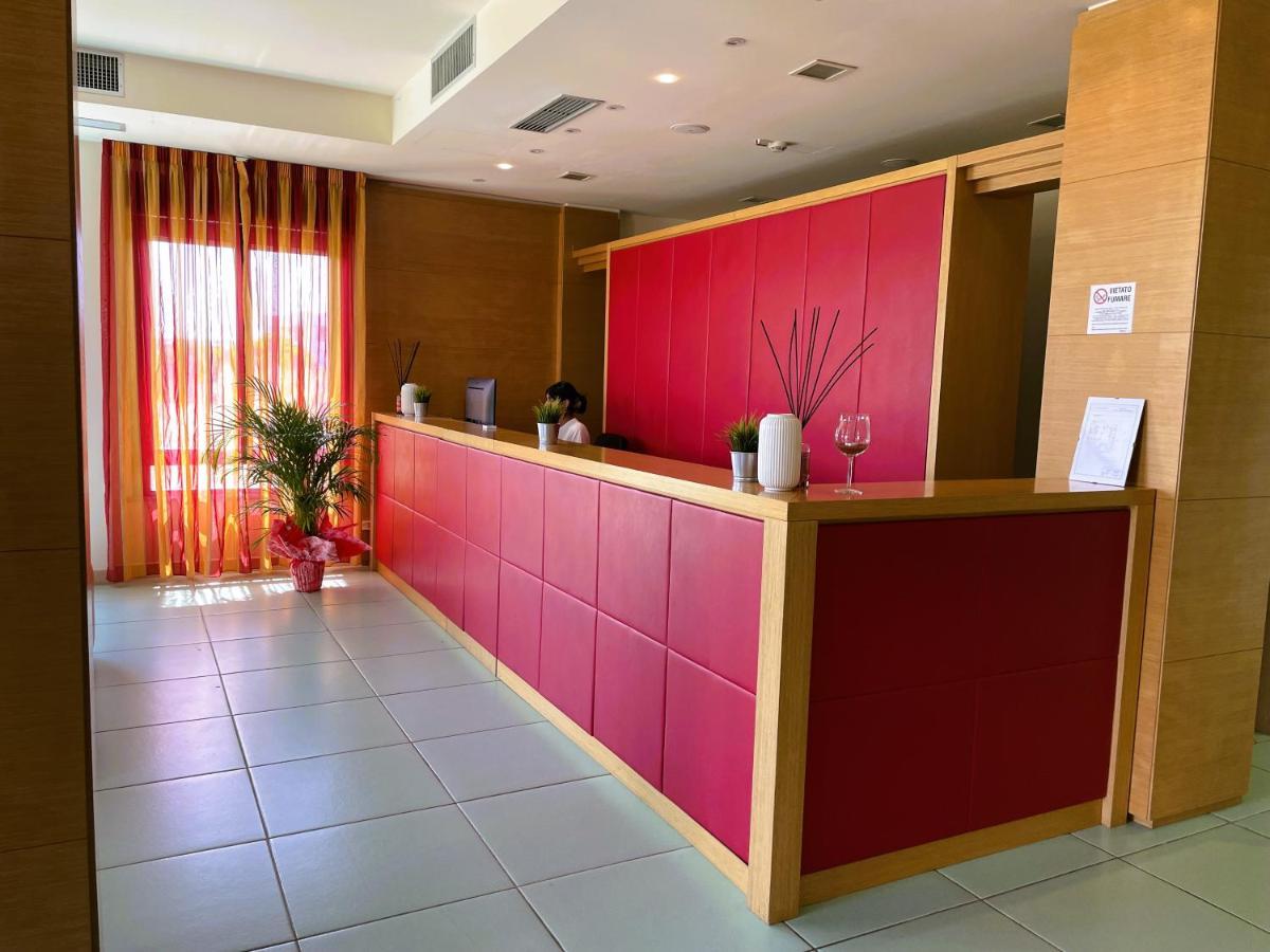 Hotel Grecale - Вентурина Терме Екстериор снимка