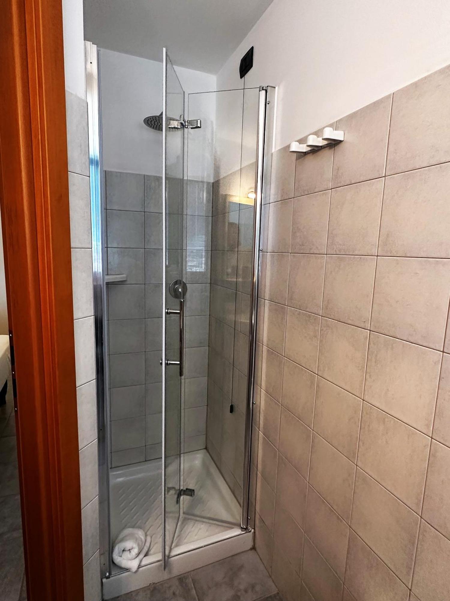 Hotel Grecale - Вентурина Терме Екстериор снимка